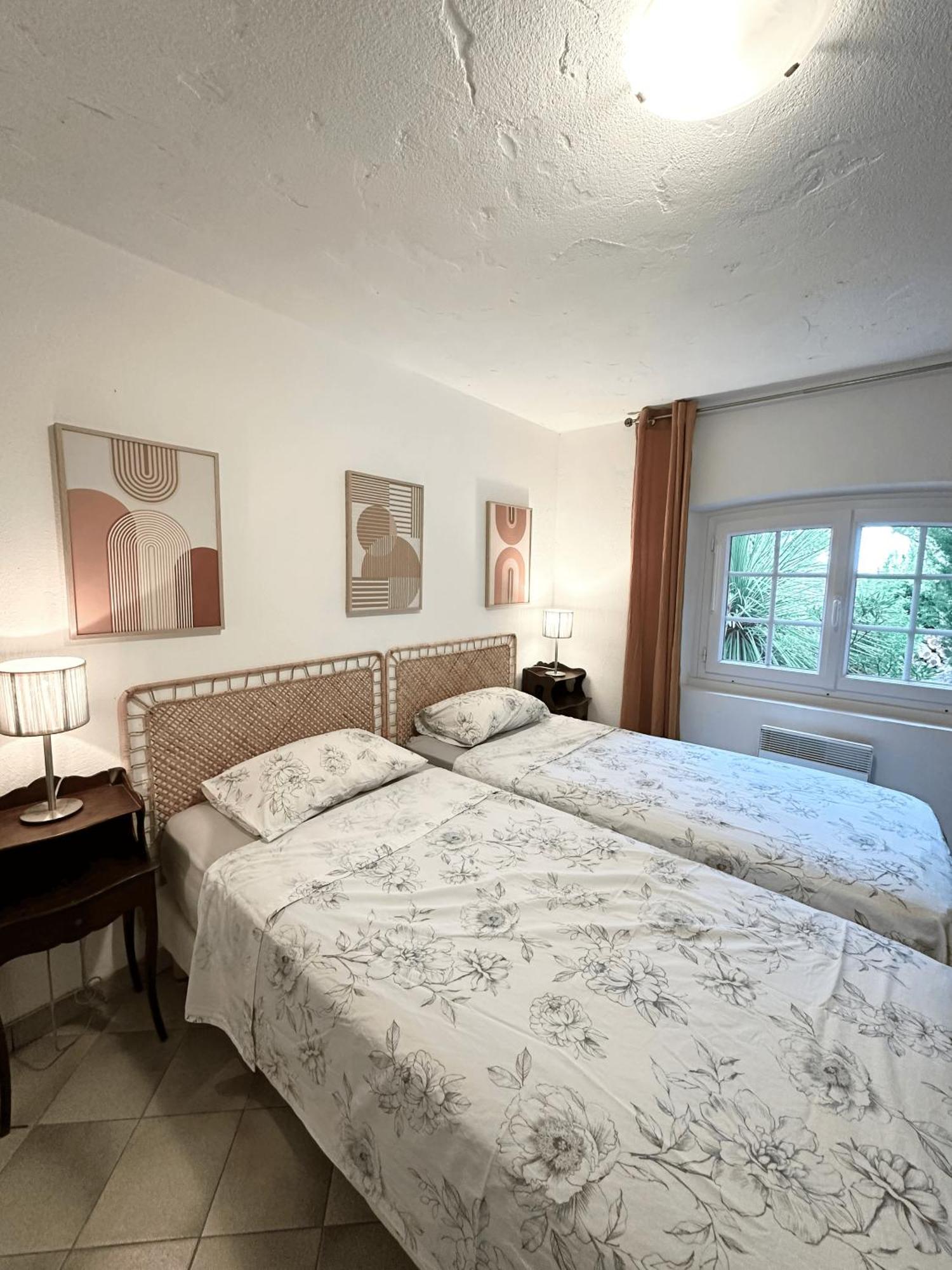 Appart 4/6 Personnes, Jardin, Terrasse, Vue Mer La Londe-les-Maures Exterior photo
